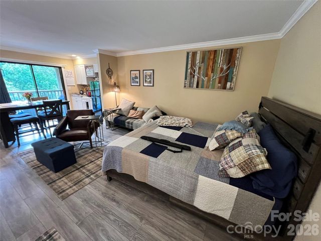 160 Whitney Boulevard 35, Lake Lure, NC 28746