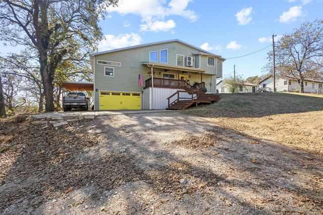 2451 E End, Madill, OK 73446