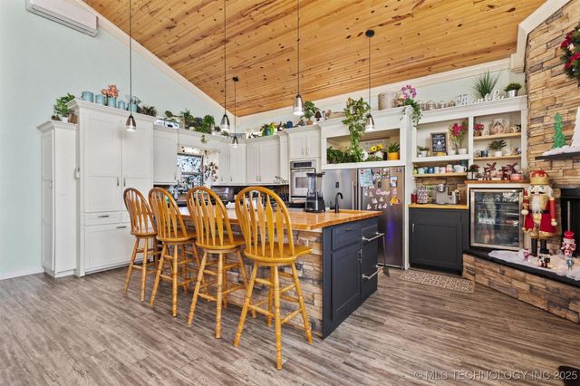 2451 E End, Madill, OK 73446