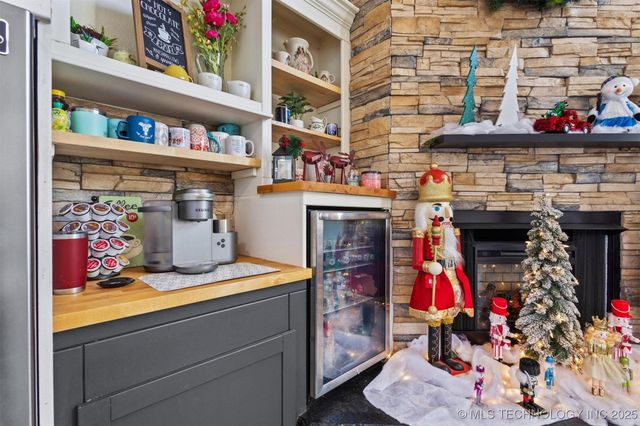 2451 E End, Madill, OK 73446