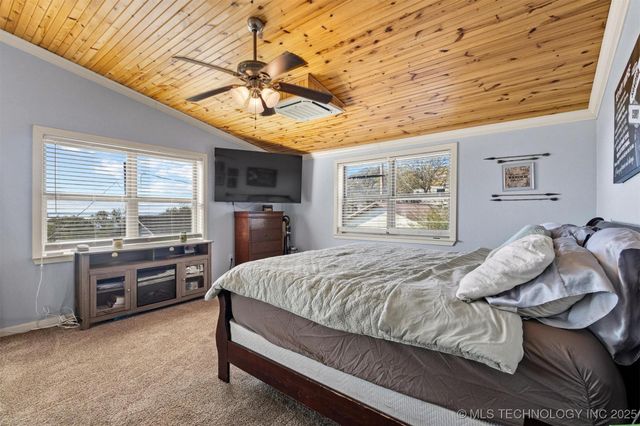 2451 E End, Madill, OK 73446