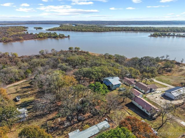 2451 E End, Madill, OK 73446