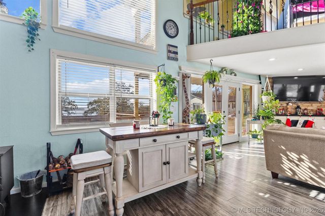 2451 E End, Madill, OK 73446