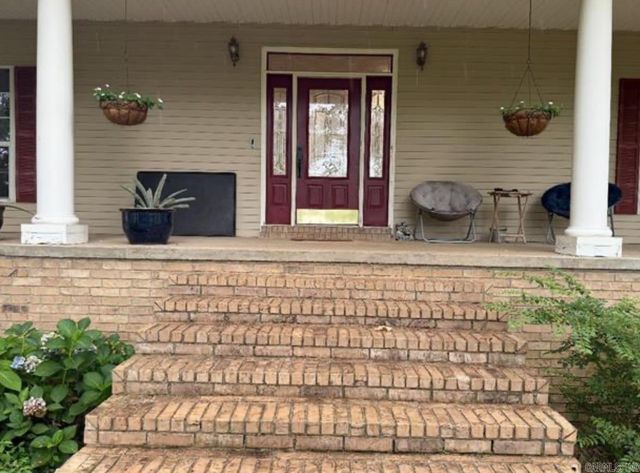 26 Barney Road, Enola, AR 72047