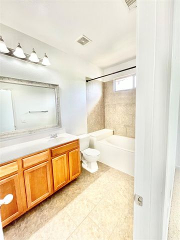 2419 Allred DR A, Austin, TX 78748