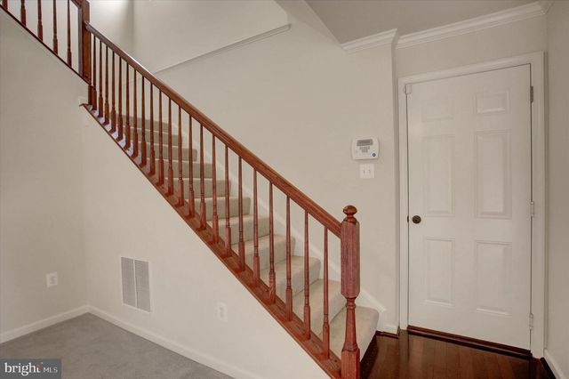 8 ROMANCE LN, Chambersburg, PA 17202