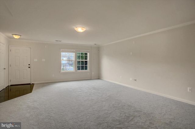 8 ROMANCE LN, Chambersburg, PA 17202