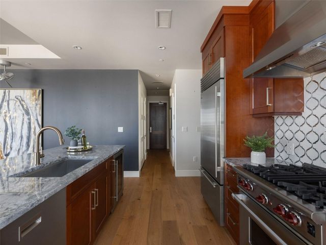 98 San Jacinto BLVD 2404, Austin, TX 78701