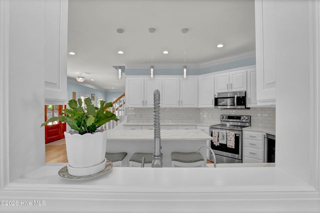 353 Washington Acres Road, Hampstead, NC 28443