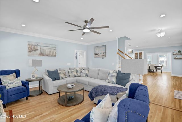 353 Washington Acres Road, Hampstead, NC 28443