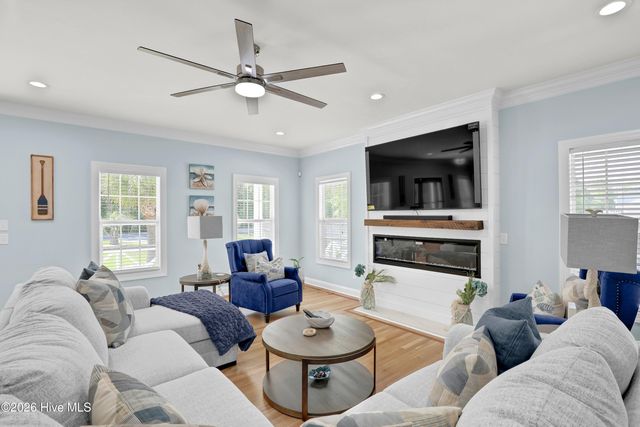 353 Washington Acres Road, Hampstead, NC 28443