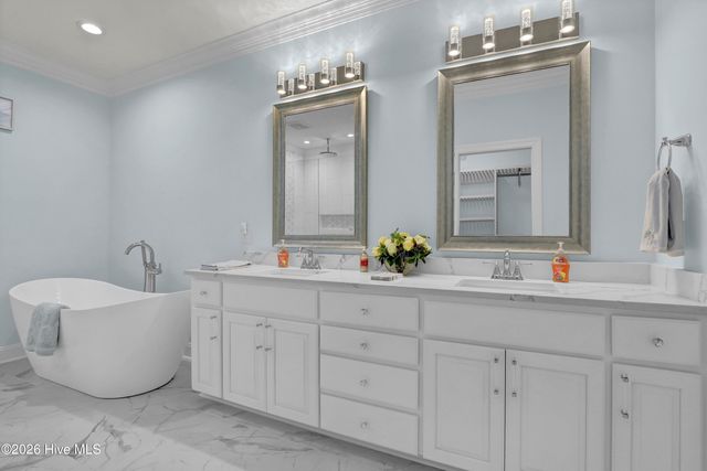 353 Washington Acres Road, Hampstead, NC 28443