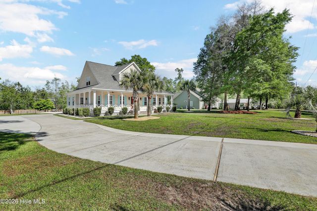 353 Washington Acres Road, Hampstead, NC 28443
