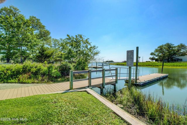 353 Washington Acres Road, Hampstead, NC 28443