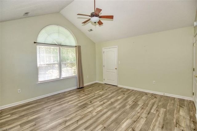 510 Tabb Smith TRL, Yorktown, VA 23693