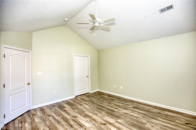510 Tabb Smith TRL, Yorktown, VA 23693