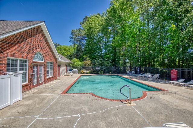 510 Tabb Smith TRL, Yorktown, VA 23693