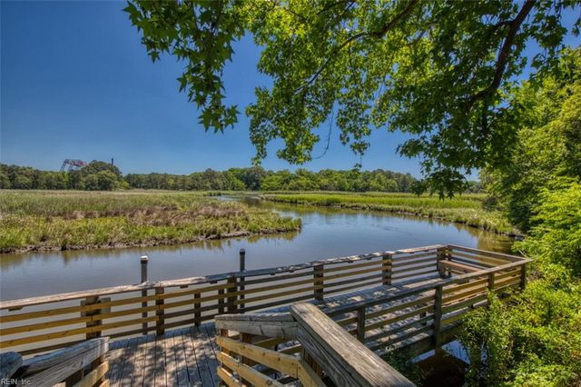 510 Tabb Smith TRL, Yorktown, VA 23693
