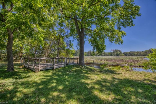 510 Tabb Smith TRL, Yorktown, VA 23693