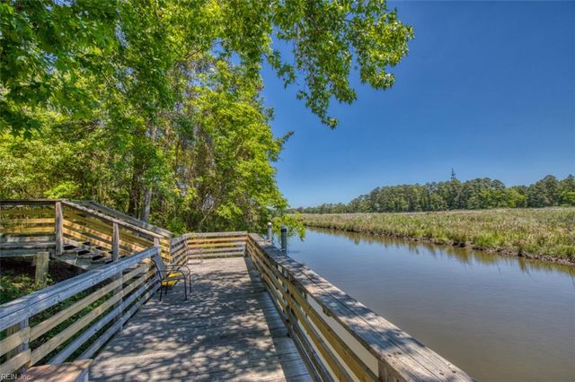 510 Tabb Smith TRL, Yorktown, VA 23693
