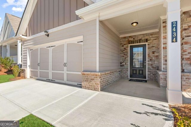 2434 Anhinga Drive, Loganville, GA 30052