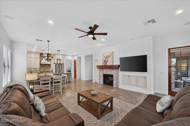 5616 E LIBBY Street, Scottsdale, AZ 85254