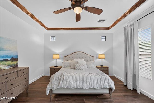 5616 E LIBBY Street, Scottsdale, AZ 85254