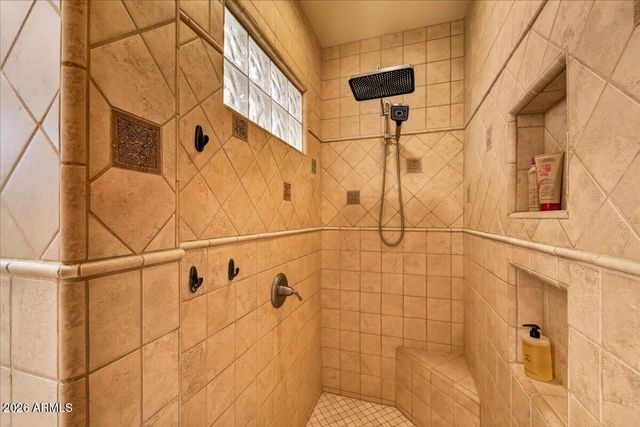 5616 E LIBBY Street, Scottsdale, AZ 85254