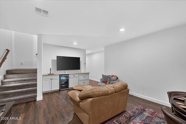 5616 E LIBBY Street, Scottsdale, AZ 85254