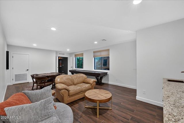 5616 E LIBBY Street, Scottsdale, AZ 85254