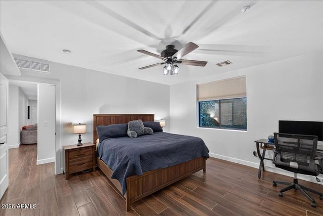 5616 E LIBBY Street, Scottsdale, AZ 85254