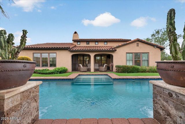 5616 E LIBBY Street, Scottsdale, AZ 85254