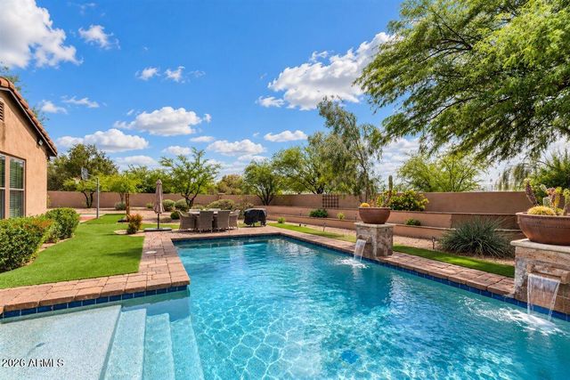 5616 E LIBBY Street, Scottsdale, AZ 85254