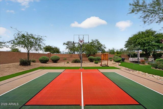 5616 E LIBBY Street, Scottsdale, AZ 85254