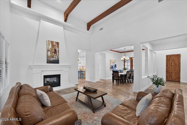 5616 E LIBBY Street, Scottsdale, AZ 85254
