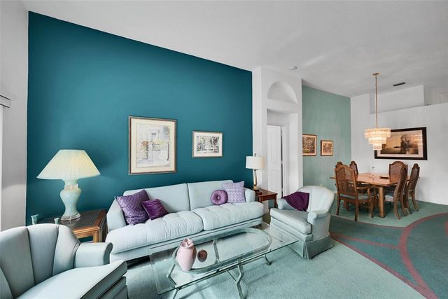 4530 NW 7th Street, Deerfield Beach, FL 33442