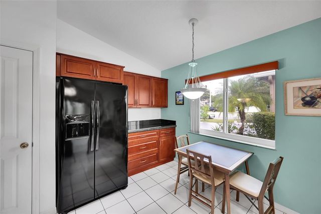4530 NW 7th Street, Deerfield Beach, FL 33442