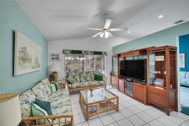 4530 NW 7th Street, Deerfield Beach, FL 33442