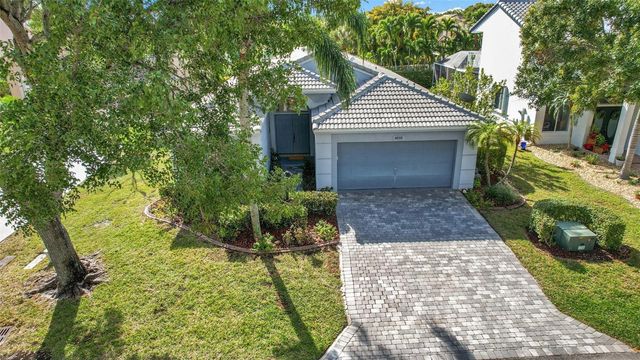 4530 NW 7th Street, Deerfield Beach, FL 33442