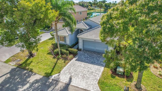 4530 NW 7th Street, Deerfield Beach, FL 33442