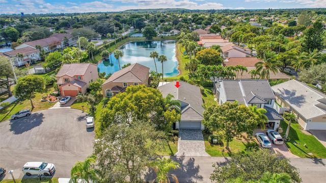 4530 NW 7th Street, Deerfield Beach, FL 33442