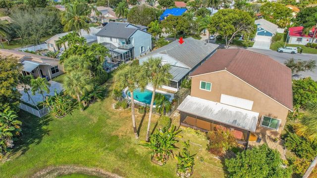 4530 NW 7th Street, Deerfield Beach, FL 33442