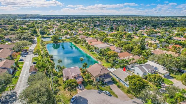 4530 NW 7th Street, Deerfield Beach, FL 33442