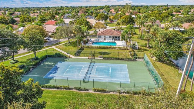 4530 NW 7th Street, Deerfield Beach, FL 33442