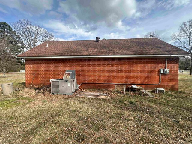 745 N Cedar St., Bearden, AR 71720