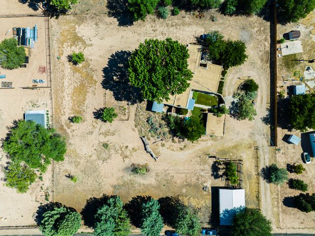 16 Bennett Road, Los Lunas, NM 87031