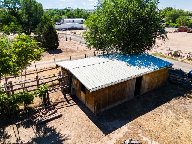 16 Bennett Road, Los Lunas, NM 87031