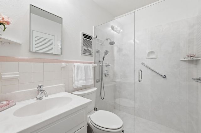 808 Bridle Avenue, White Settlement, TX 76108