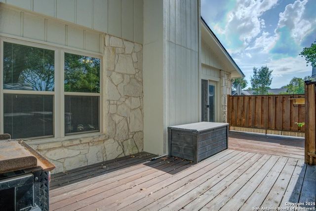 13703 Stony Forest Dr, San Antonio, TX 78231