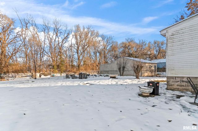 534 S LIVINGSTON Street, Springfield, IL 62703